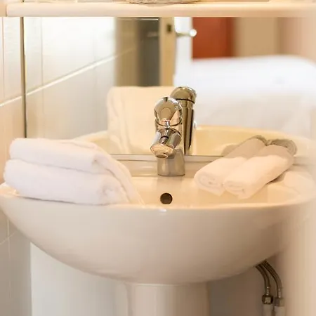 Hotell Restaurant Des Remparts 3*