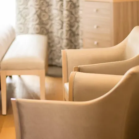 Hotell Restaurant Des Remparts 3*