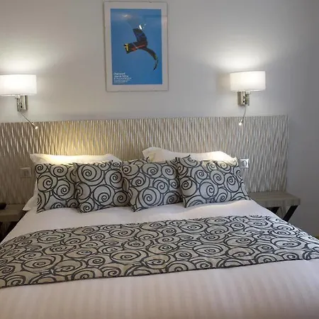 Restaurant Des Remparts Hotell 3*