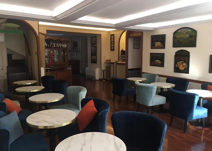 Hotel Restaurant Des Remparts 3*