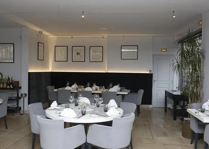 Restaurant Des Remparts Hotel Chaumont (Haute-Marne)