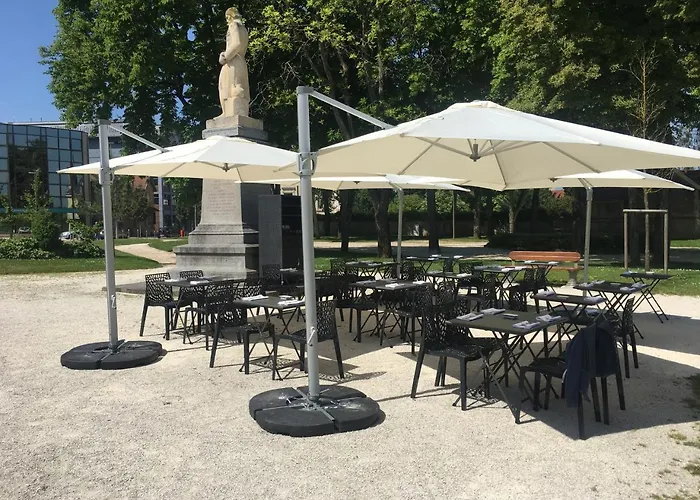 Hotel Restaurant Des Remparts 3*